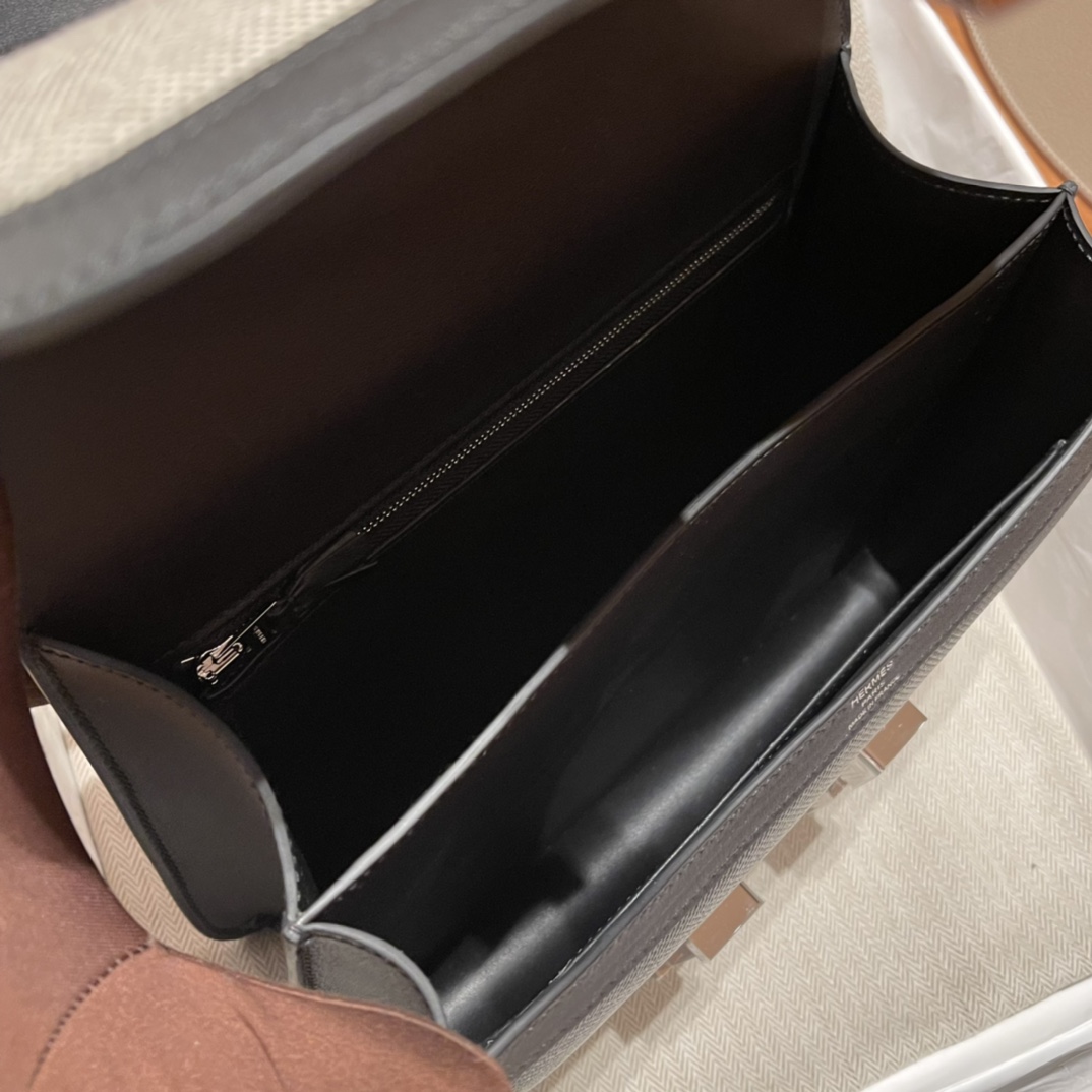 에르메스 콘스탄스24 캔버스 블랙 은장